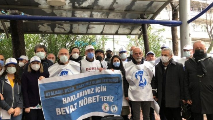 Bursa’da sağlık çalışanları grevde!