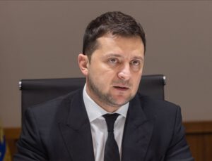 Zelenskiy, Putin’i müzakere masasına çağırdı