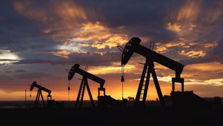 Brent petrolün varil fiyatı 100,16 dolar