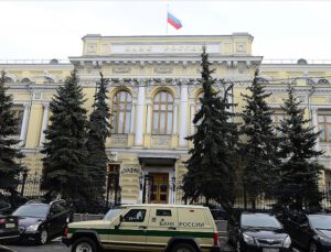 Rusya’da yurt dışına para transferi sınırlandırıldı