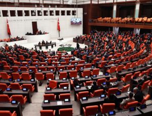 AKP ve MHP’den seçim barajı teklifi