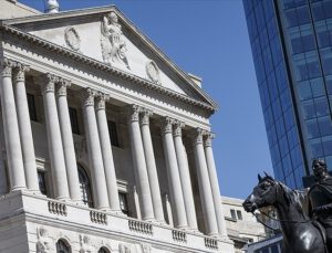 İngiltere Merkez Bankası faiz artırdı