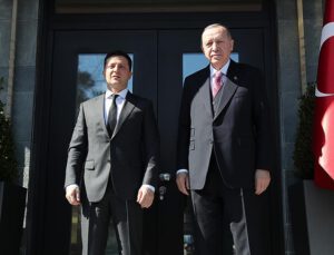 Erdoğan Ukrayna’da Zelenskiy ile bir araya geldi