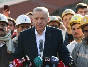Cumhurbaşkanı Erdoğan maden kazasının yaşandığı bölgede