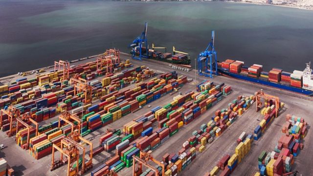 Ticaret Bakanı: Belirsizlik ihracatta yavaşlamayı tetikledi