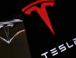 Tesla, 67 bin 698 otomobilini geri çağırdı
