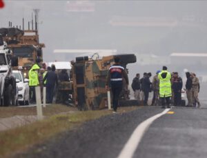 Diyarbakır’da askeri araç devrildi, 6 asker yaralandı