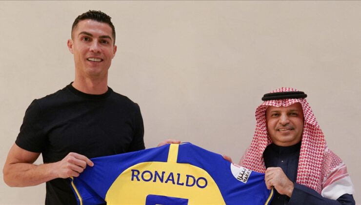 Ronaldo yeni takımına çılgın ücretle transfer oldu