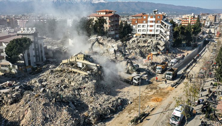 Depremde can kaybı 40 bin 642 oldu