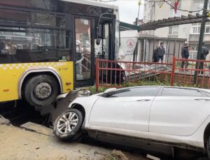 Özel halk otobüsü ortalığı savaş alanına çevirdi