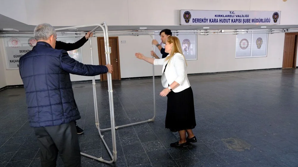 Sınır kapılarında seçim hazırlığı