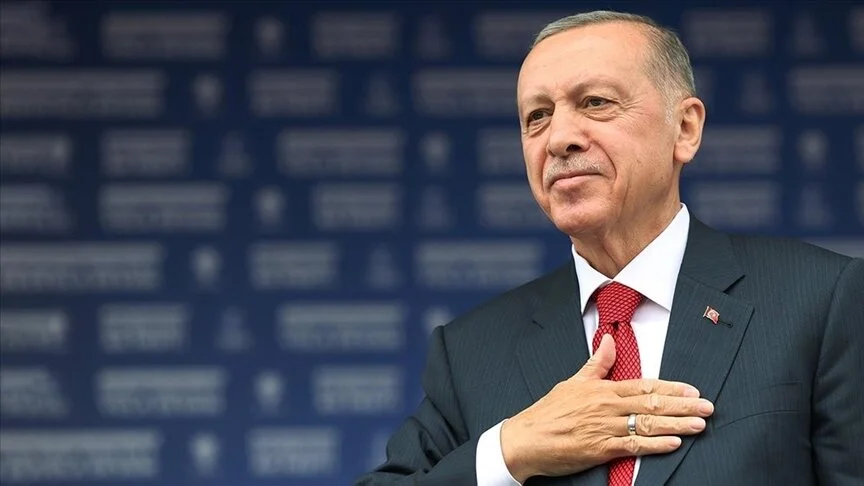 Cumhurbaşkanı Erdoğan'a ilk tebrik mesajları