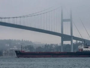 Boğazlardan gemi geçişinde zamlı tarife yarın başlıyor