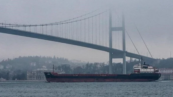 Boğazlardan gemi geçişinde zamlı tarife yarın başlıyor