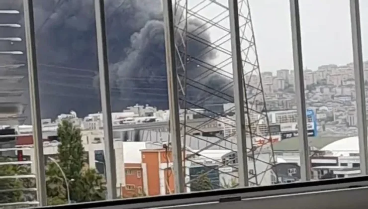 Beylikdüzü’nde sanayi sitesinde yangın