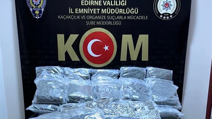 83,5 kilogram skunk ele geçirildi