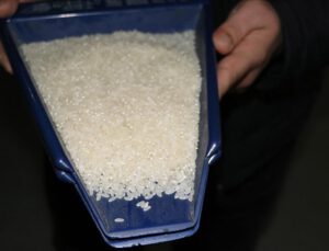 Hindistan, beyaz pirinç ihracatını yasakladı