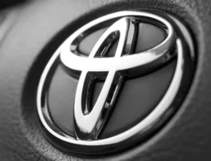 Toyota’dan batarya hamlesi