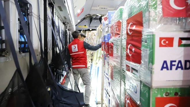 Türkiye’den Gazze’ye insani yardım