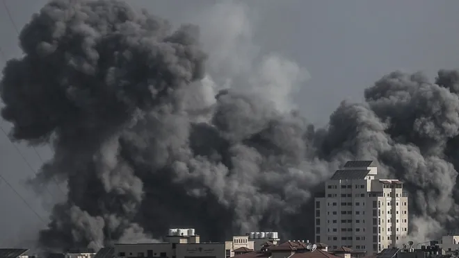 İsrail Gazze’ye “sınırlı kara operasyonu” başlattı