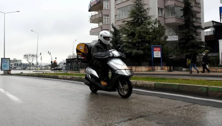 Motosiklet ve motokuryelere fırtına yasağı
