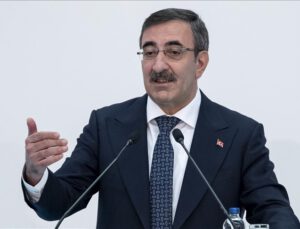 CHP Milletvekili Kasap, Saadet Partisi’ne geçti