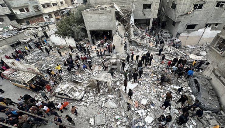 İsrail, Gazze mülteci kampına saldırı düzenledi