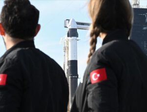 Türkiye’nin uzay yolculuğu ertelendi
