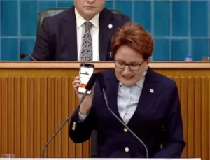 İYİ Parti lideri Akşener hıçkırarak ağladı