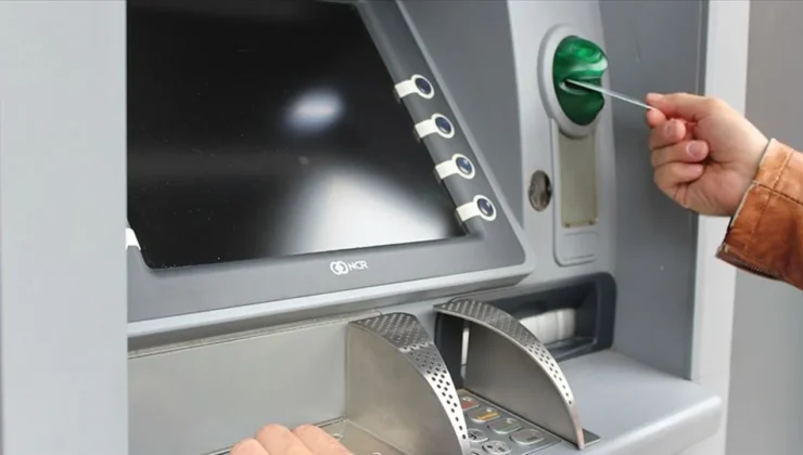 ATM’lerden ücretsiz nakit çekim limiti değişti