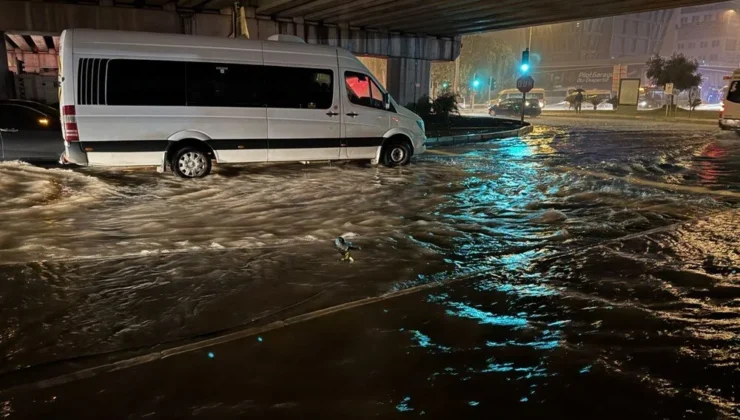 Antalya’da sel ve su baskını