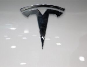 Tesla, 2,2 milyon aracını geri çağırıyor