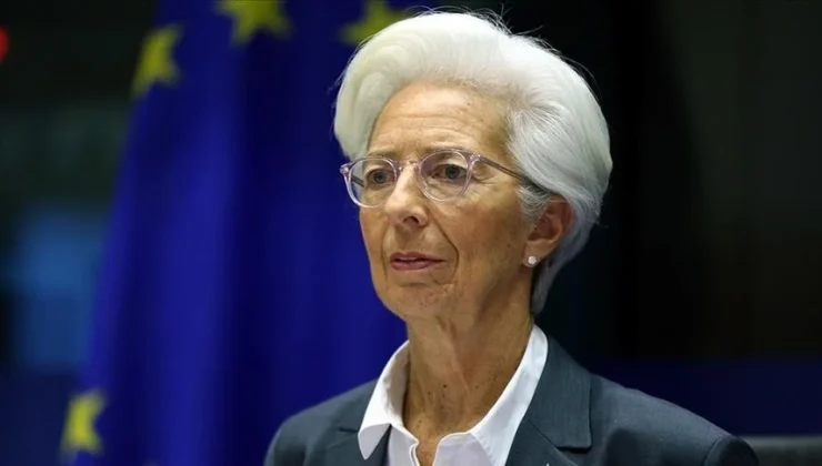 ECB Başkanı Lagarde: “Dezenflasyon sürecinin devam etmesi bekleniyor”