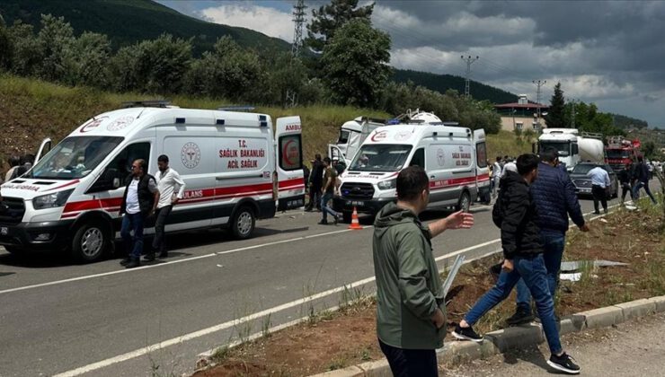 Gaziantep’te feci kaza; 8 kişi hayatını kaybetti