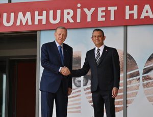 Cumhurbaşkanı Erdoğan CHP Genel Merkezi’nde