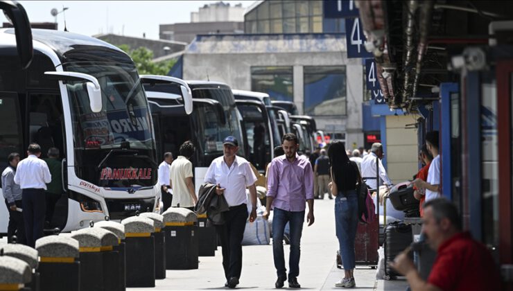 İstanbul’da bayram öncesi otobüs biletleri tükendi