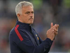 Fenerbahçe, Jose Mourinho’yu duyurdu