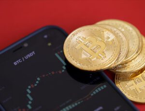 Bitcoin’in fiyatı 63 bin dolara yaklaştı