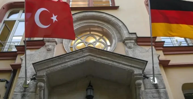 Alman okullara Türk öğrenci alımı durduruldu
