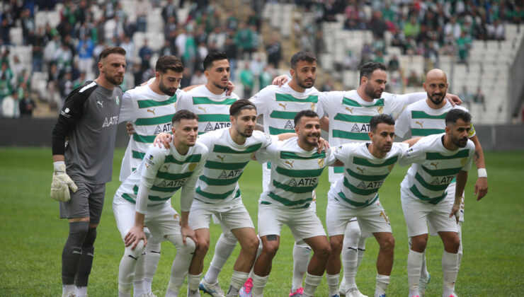 Bursaspor 4 gol attı liderliği kaptı