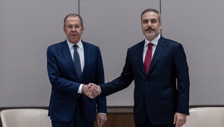 Dışişleri Bakanı Fidan, Rus mevkidaşı Lavrov görüştü