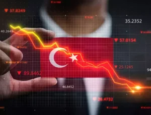 Fitch, Türkiye ekonomisi için büyüme tahminini düşürdü