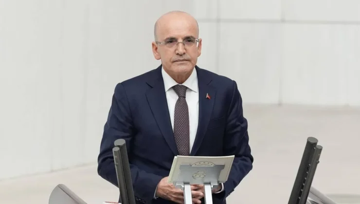 Bakan Şimşek: Asgari ücret muhtemelen enflasyonun üzerinde seyredecek