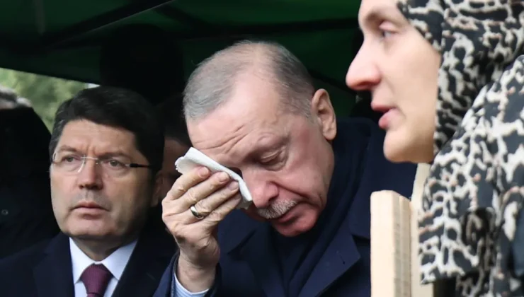 Cumhurbaşkanı Erdoğan cenazede ağladı