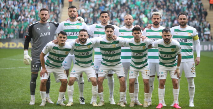 Bursaspor 3 puanı güle oynaya aldı