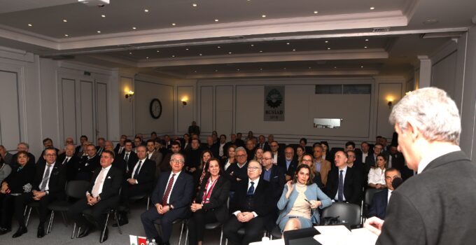 TÜSİAD Başkanı Turan: “Ticaret savaşlarından avantajlı çıkabiliriz”