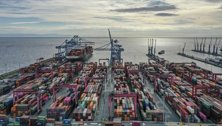 Dış ticaret açığı yüzde 21,9 arttı