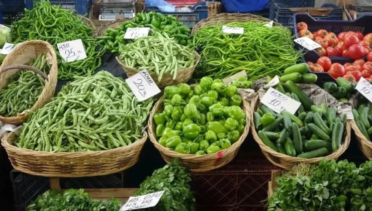 Meyve ve sebzeler zehir saçıyor