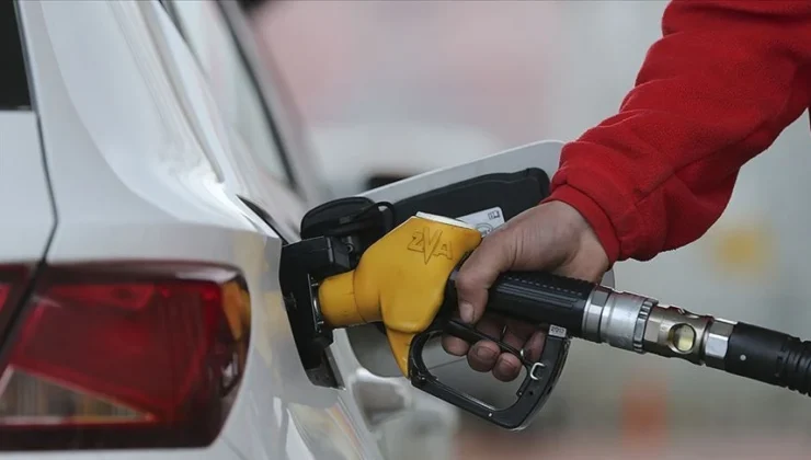 Benzine zam ya da indirim var mı?