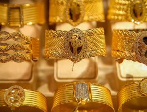 Altın fiyatları karışık seyrediyor